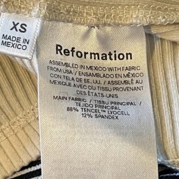 Reformation Beige Cropped Knit Top Short Sleeve Fitted Minimalist Sustainable XS - Picture 8 of 9